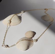 Load image into Gallery viewer, Shoreline Necklace
